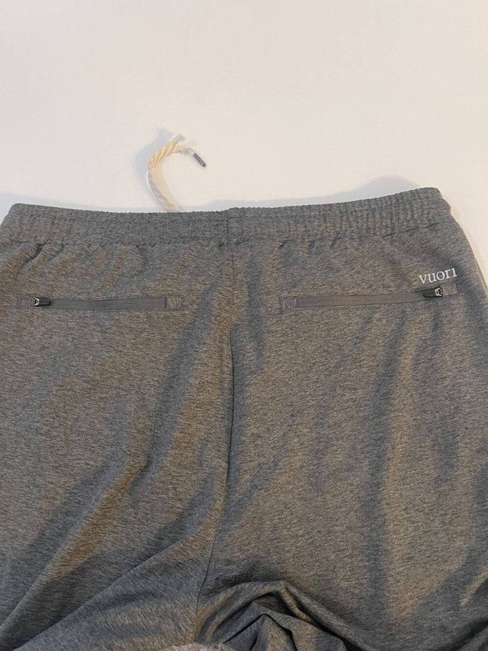 Vuori Sunday Performance Jogger V416 NWT Large Charcoal Heather - Picture 7 of 9